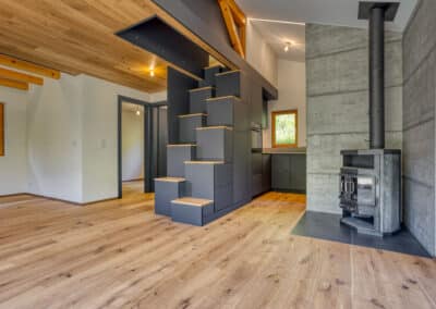 Rénovation pièce à vivre bois clair lumineux et design à Chamoson