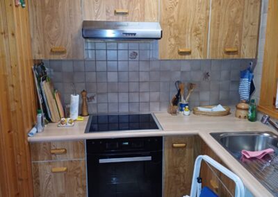 Comparatif avant et après rénovation cuisine à Chamoson (Valais)