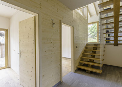 Escalier bois design chalet Valais